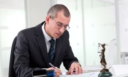 Можно ли снимать на камеру в поликлиниках: в каких случаях запрещенно снимать, закон в редакции 2025 года